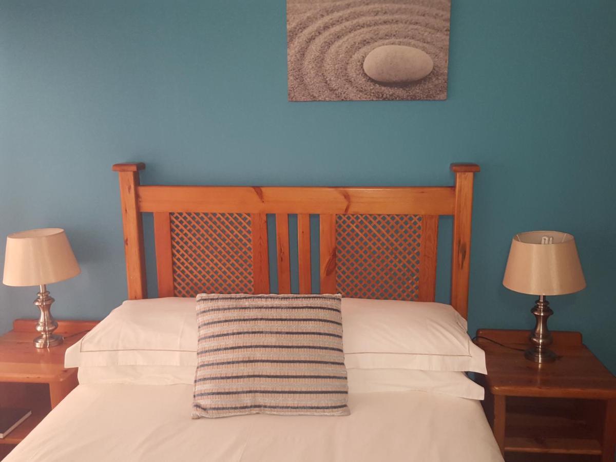 Bed and Breakfast Grace Place Bnb Претория Экстерьер фото