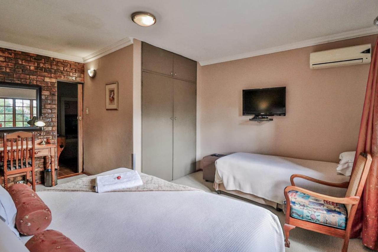 Bed and Breakfast Grace Place Bnb Претория Экстерьер фото